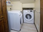 Washer/Dryer In Condo 